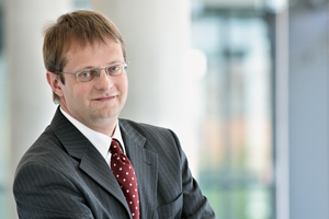 To the page:Prof. Dr. Henselmann